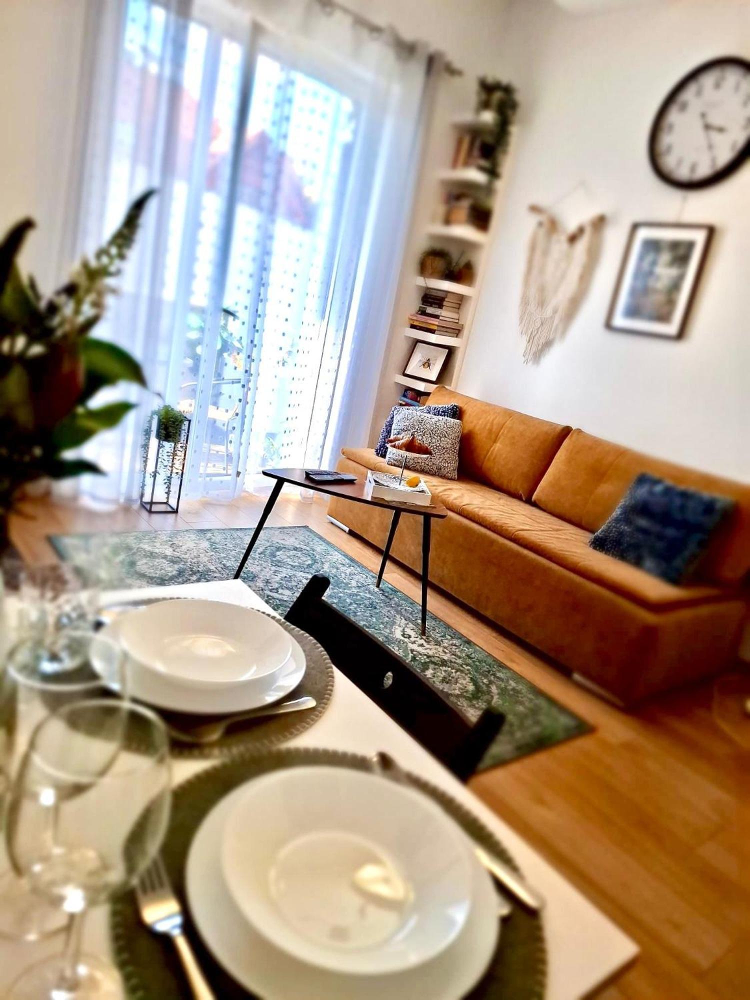 Apartament Na Grobli, Przy Kladce Zwierzynieckiej Вроцлав Экстерьер фото